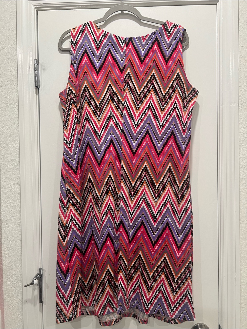 RN Studio by Ronni Nicole Women’s Chevron Dress XL - Picture 4 of 7